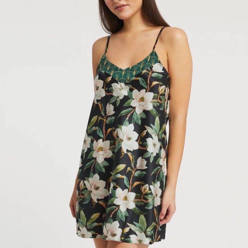 Magnolia V-Neck Washable Silk Chemise